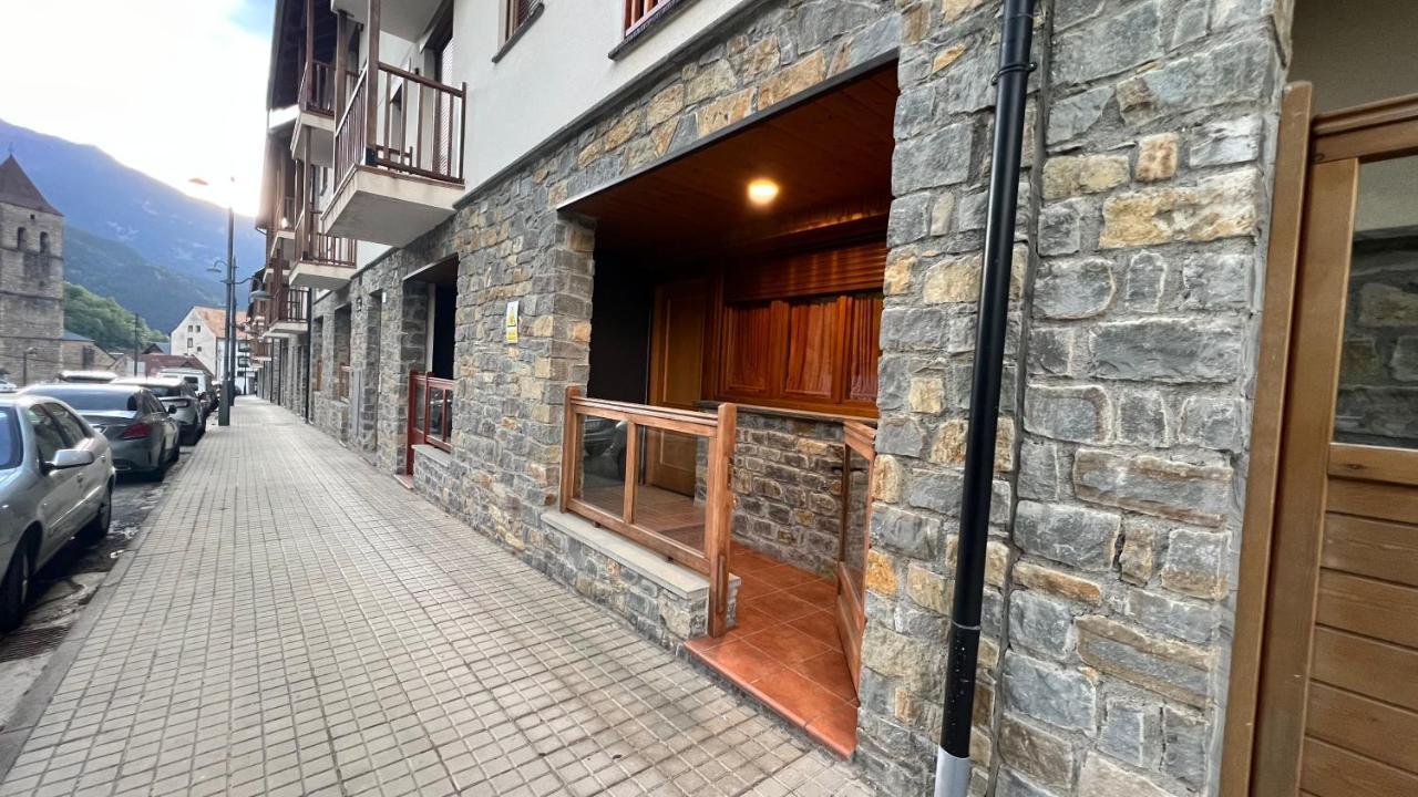 Apartamento Acogedor Pineta Bielsa Exterior photo